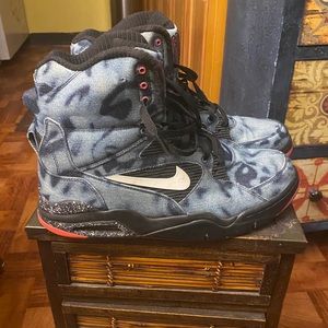 Nike Air Force command